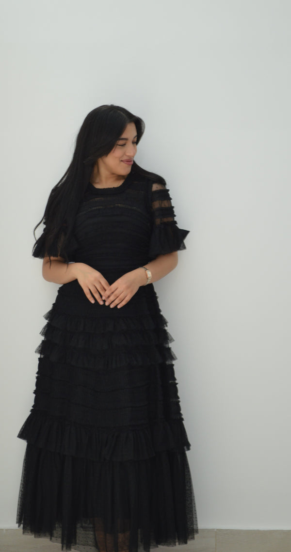 Black  Ruffle